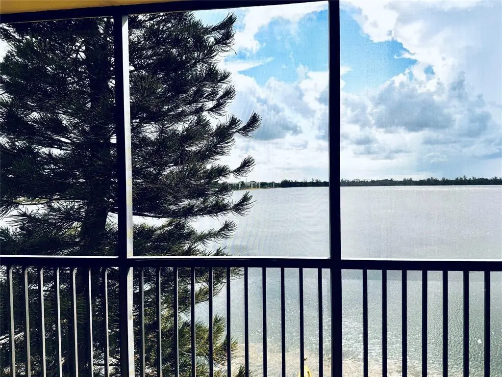 Terrace at 111 LAKE EMERALD Drive 407, Oakland Park