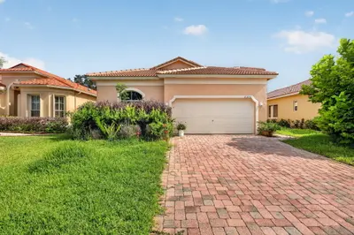 6305 SPRING LAKE Terrace, Fort Pierce – Single Family Residence for rent