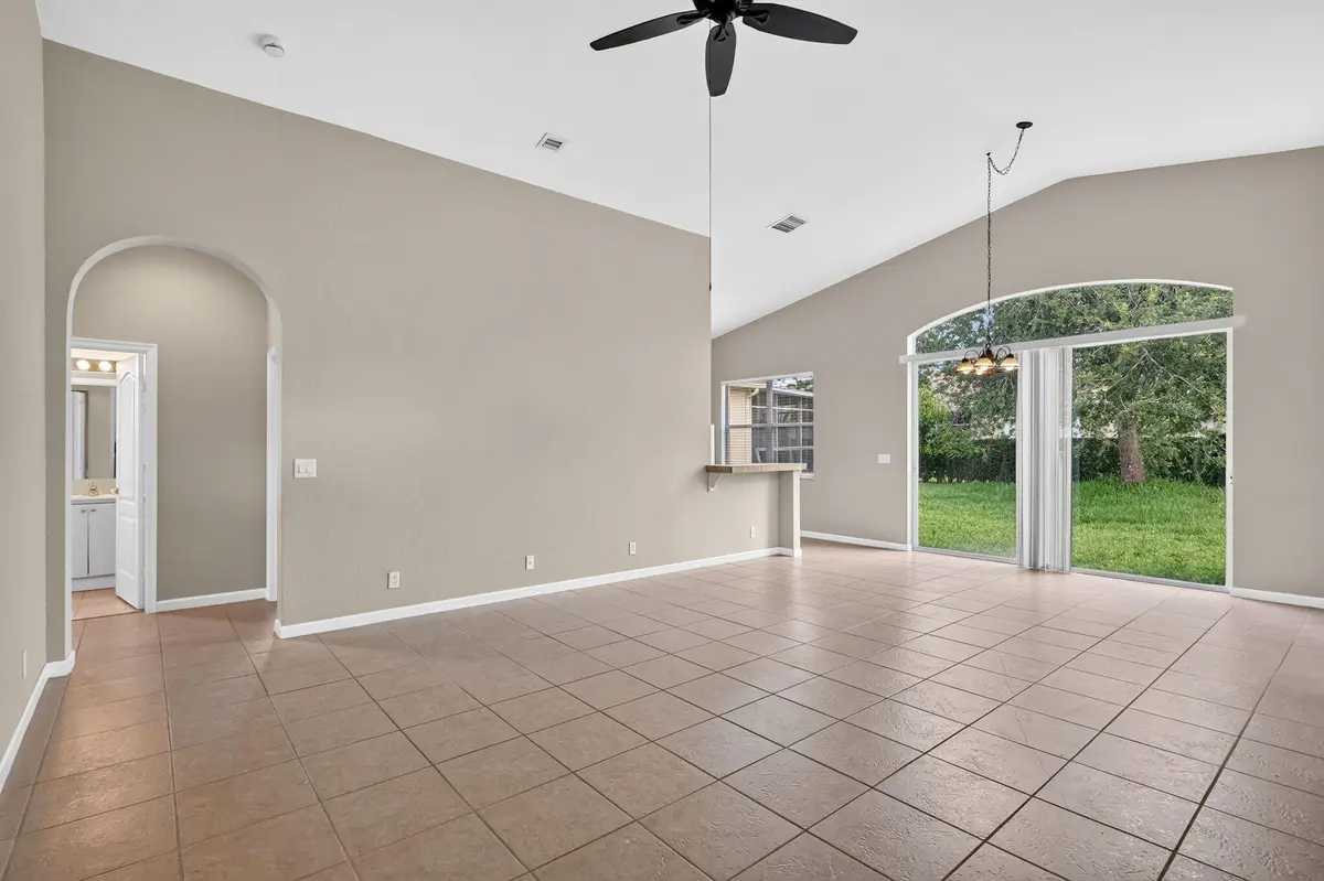 6-web-or-mls-7R7A2141 at 6305 SPRING LAKE Terrace, Fort Pierce
