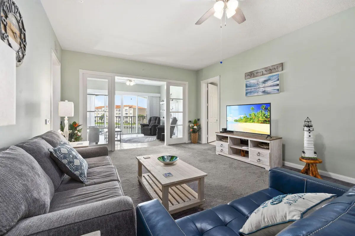 24-web-or-mls-DSC05717 at 16 Harbour Isle  Drive 303, Fort Pierce