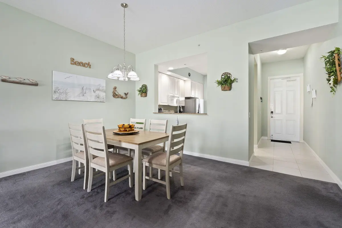 17-web-or-mls-DSC05733 at 16 Harbour Isle  Drive 303, Fort Pierce
