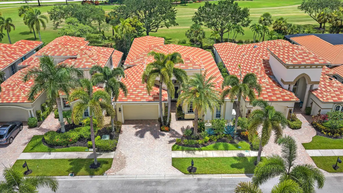 7090 Tradition Cove Lane E at 7090 Tradition Cove Lane, West Palm Beach