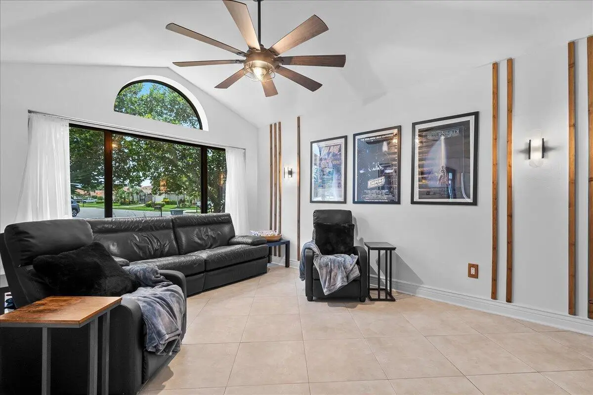 04-JLC_2378 at 10798 SeaCliff Circle, Boca Raton