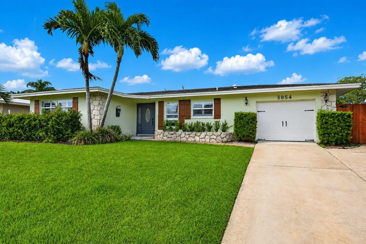 3-web-or-mls-untitled (6 of 26) at 3854 BUTTERCUP Circle, Palm Beach Gardens