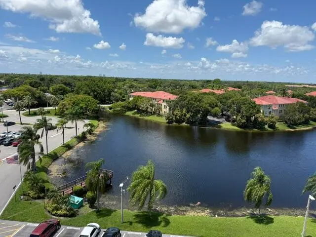 250 JACARANDA Drive 804, Plantation, FL – photo 4