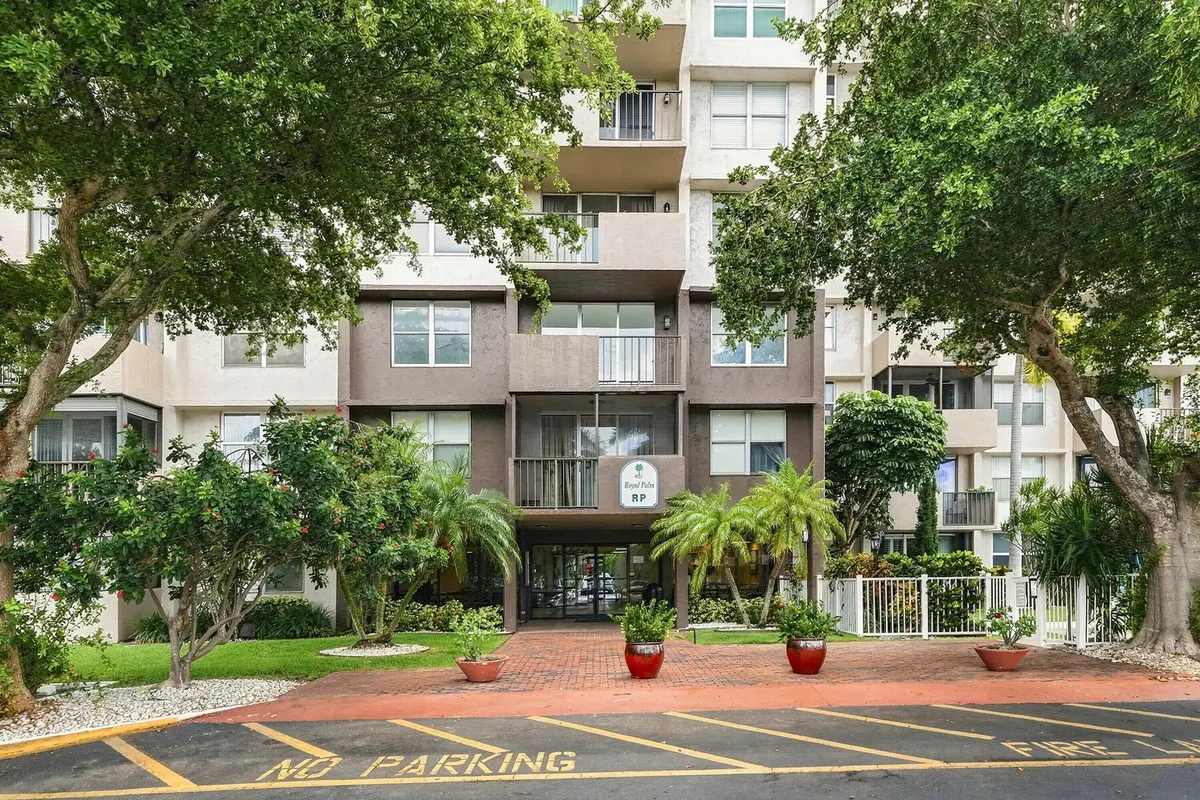 03_dsc03511 at 777 S Federal Highway RP PH 15, Pompano Beach