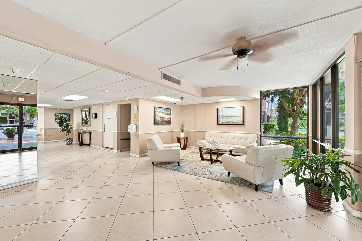 05_dsc03616 at 777 S Federal Highway RP PH 15, Pompano Beach