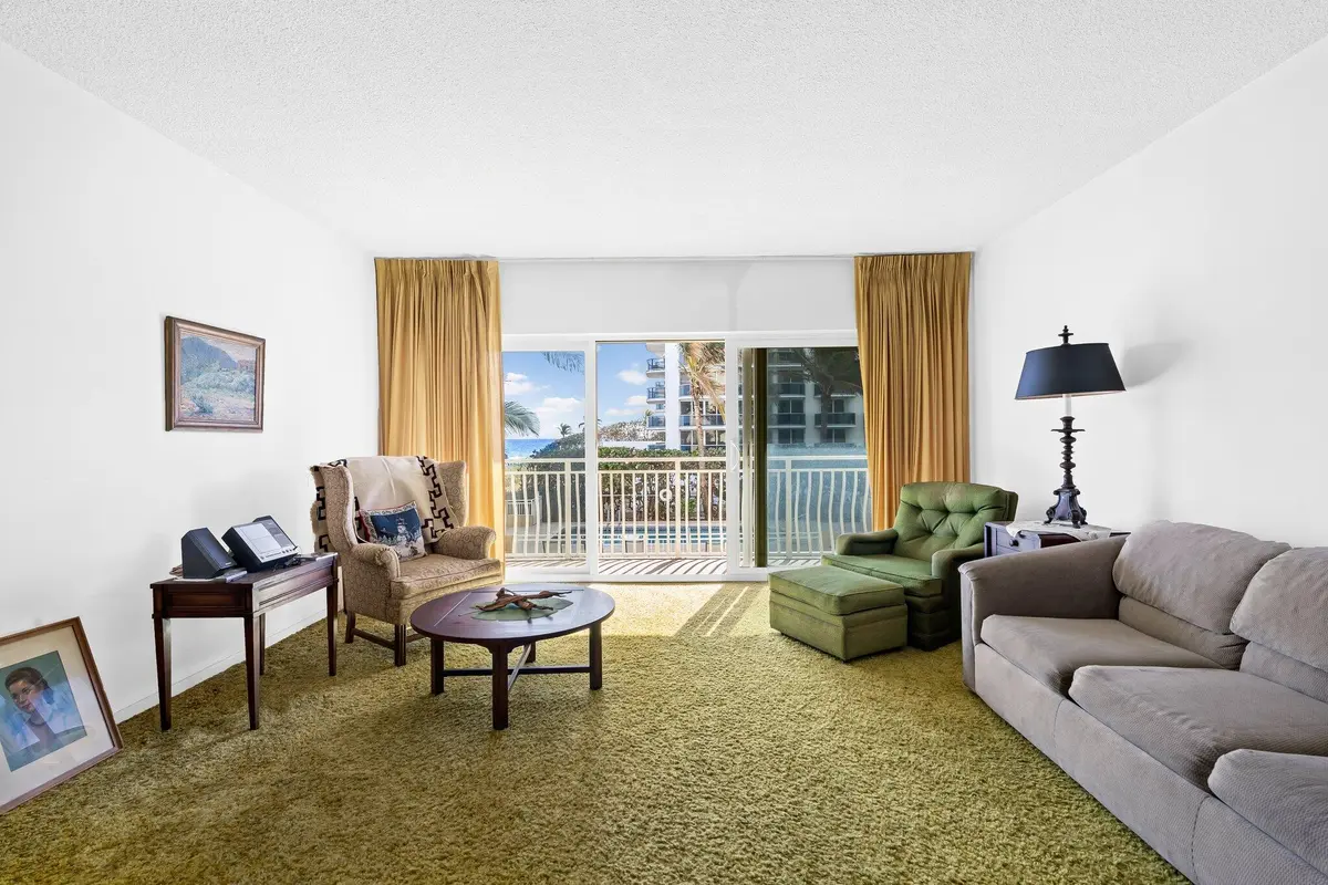 22-web-or-mls-DSC_0294 at 310 S OCEAN Boulevard 2040, Boca Raton