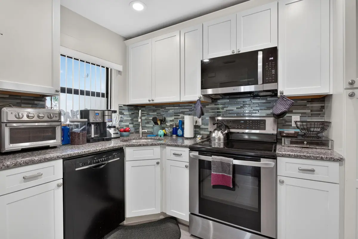 21-web-or-mls-4763-7492 at 4763 NW 22nd Street 42113, Coconut Creek