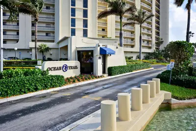 100 OCEAN TRAIL Way 204, Jupiter – Condominium for rent