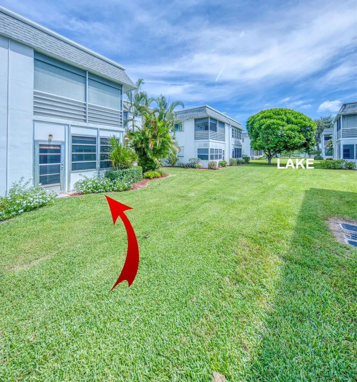 3240 LAKE OSBORNE Drive 109, Lake Worth Beach, FL – photo 8