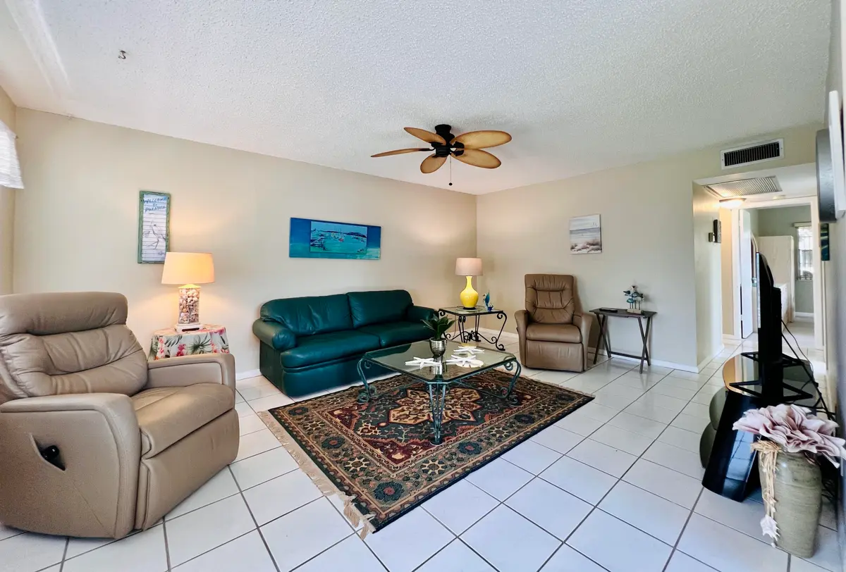Living Area at 437 Chatham U, West Palm Beach