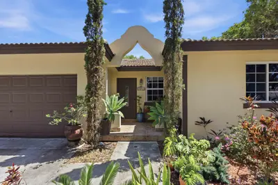 20233 SW 85th Court, Cutler Bay – Single Family Residence for sale