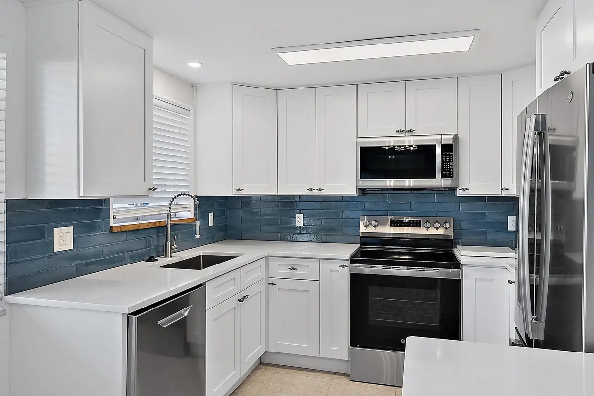 316 Southwind Dr, Unit 107-13 at 316 Southwind Court Apt 107, North Palm Beach