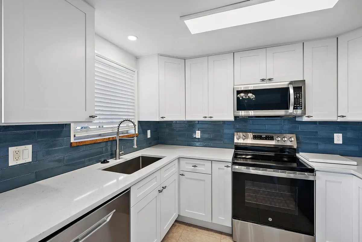 316 Southwind Dr, Unit 107-14 at 316 Southwind Court Apt 107, North Palm Beach
