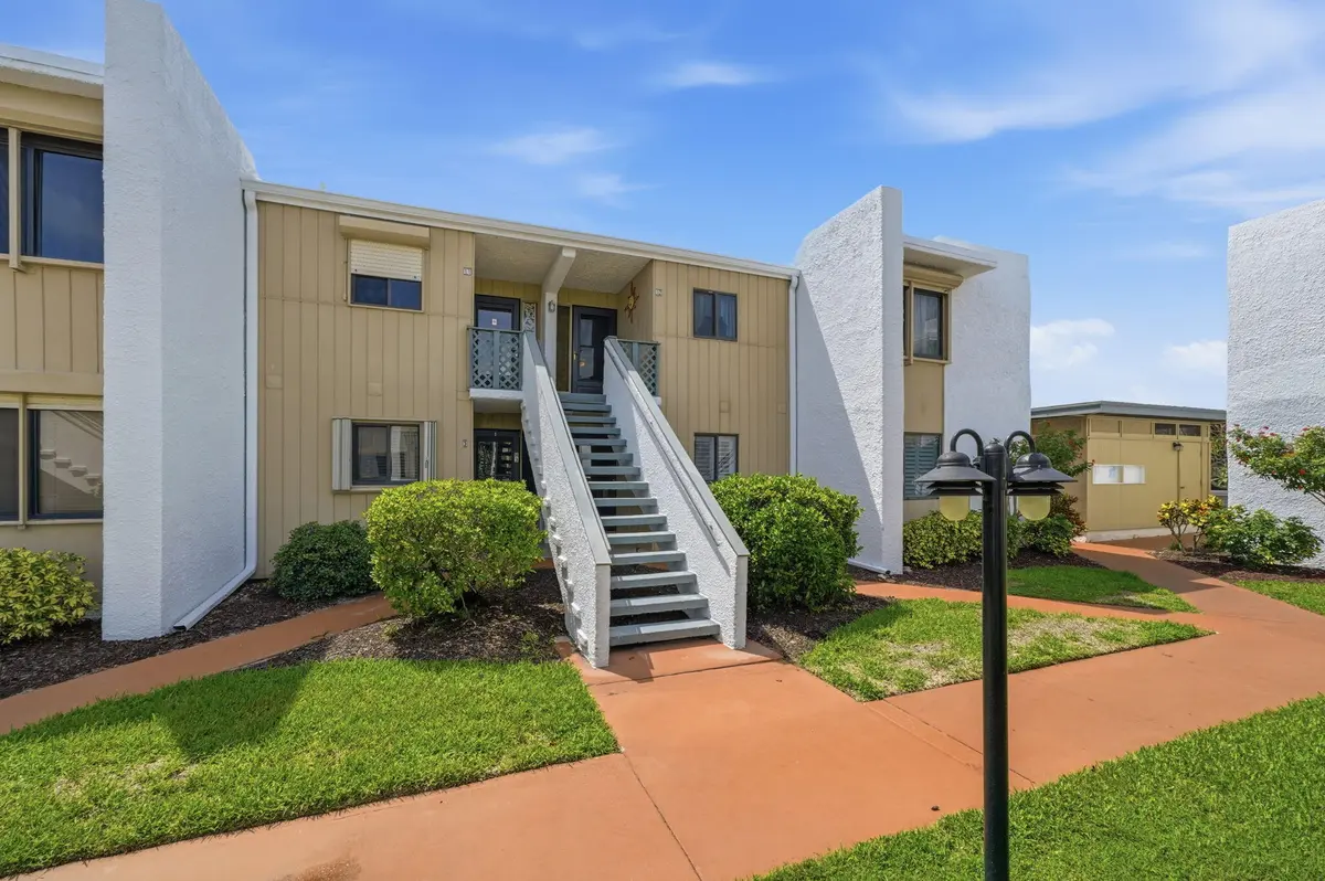 11-web-or-mls-1501-ne-13th-terrace-h12 at 1501 NE 13th Terrace H12, Jensen Beach
