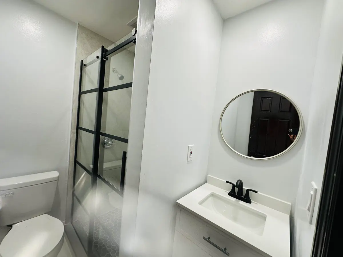 Master Bathroom at 926 N C Street, Lake Worth Beach