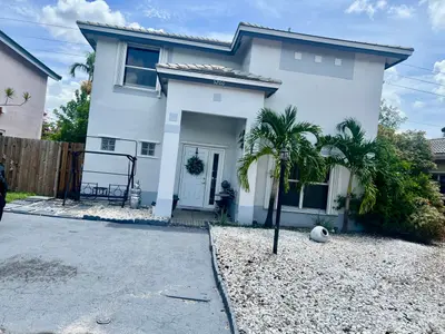 , Miami Gardens – Single Family Residence for sale