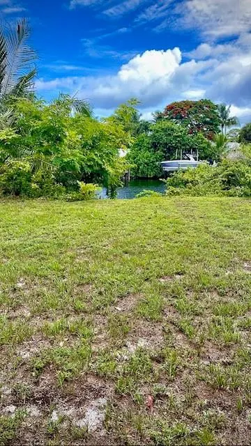 Photo 5 at 121 NW 7TH Court, Deerfield Beach
