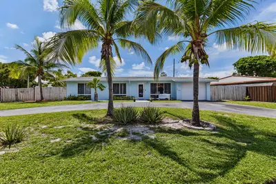 1419 SE 1ST Way, Deerfield Beach – Single Family Residence for sale