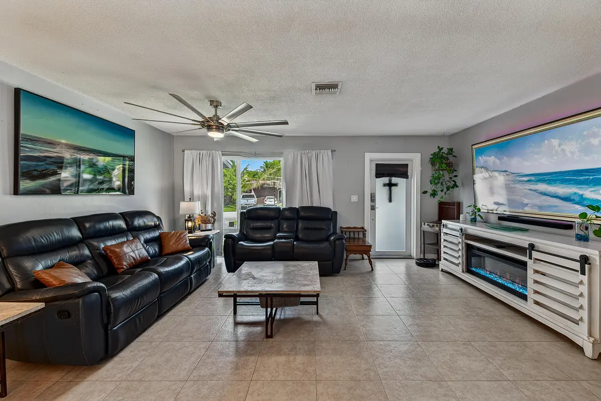 daigle-22 at 1419 SE 1ST Way, Deerfield Beach