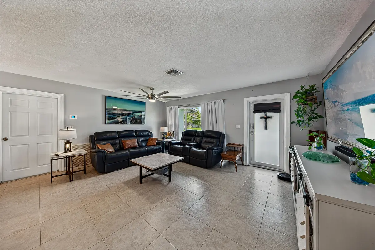 daigle-24 at 1419 SE 1ST Way, Deerfield Beach