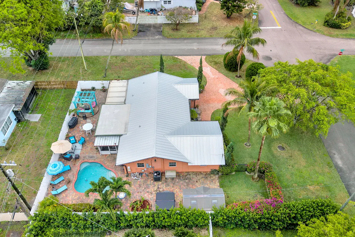 Aerial at 661 Eagle Circle, Delray Beach