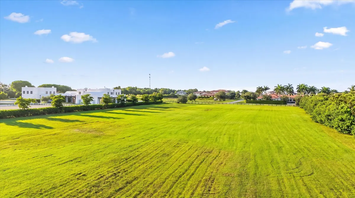 . at 3758 Grand Prix Farms Drive, Wellington