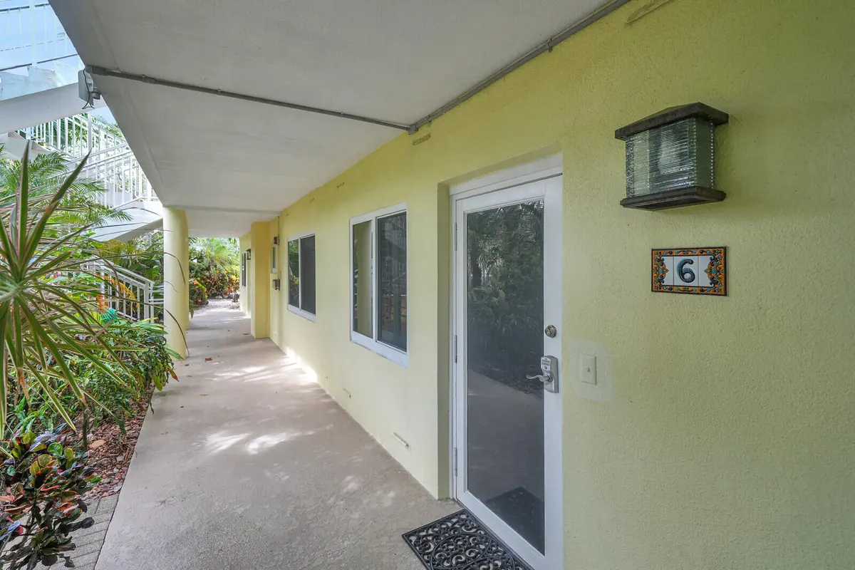 Unit 6 at 6520 N Ocean Boulevard 6, Ocean Ridge