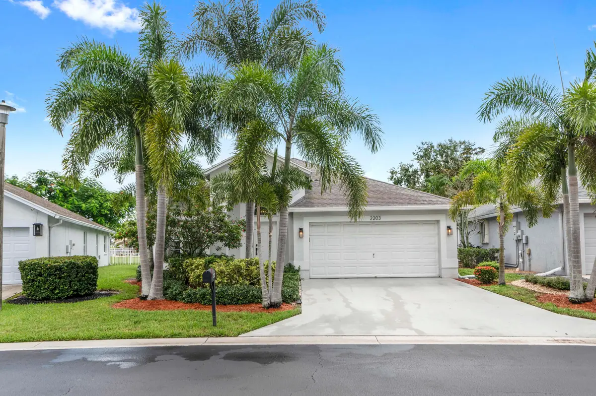 01 Front 01 at 2203 Soundings Court, Greenacres