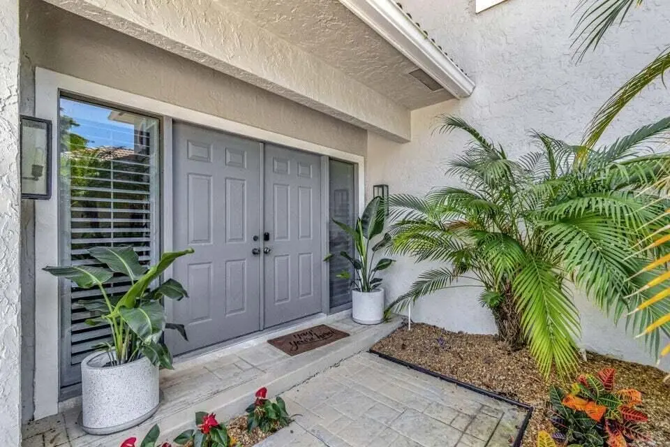 PWdoor at 11839 PEBBLEWOOD Drive, Wellington