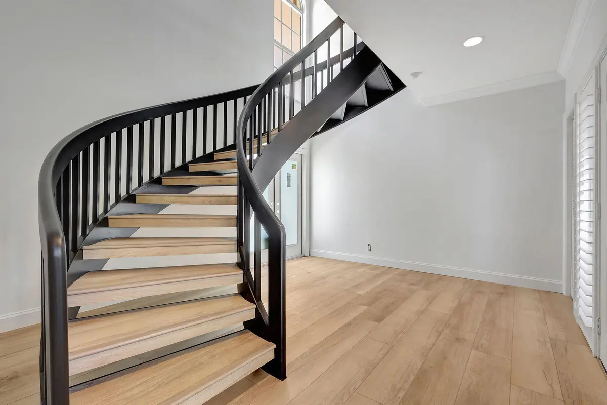 0-web-or-mls-2 (231) (1) at 11839 PEBBLEWOOD Drive, Wellington