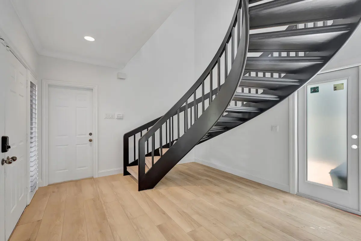 4-web-or-mls-2 (246) (1) at 11839 PEBBLEWOOD Drive, Wellington