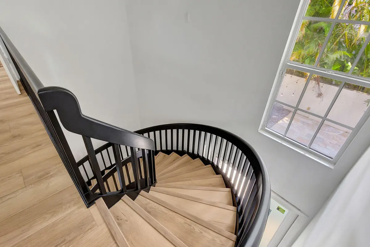1-web-or-mls-2 (226) (1) at 11839 PEBBLEWOOD Drive, Wellington