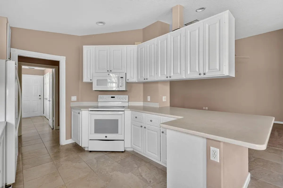 12-web-or-mls-5P1A4428 at 12140 SW ELSINORE Drive, Port St. Lucie