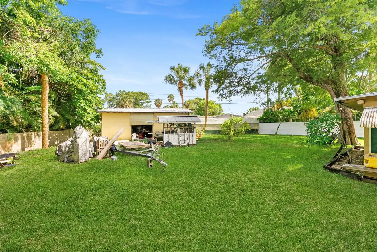 15-15 at 330 NW 32ND Court, Oakland Park