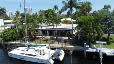 11 SUNSET Lane, Lauderdale-By-The-Sea – Single Family Residence for sale