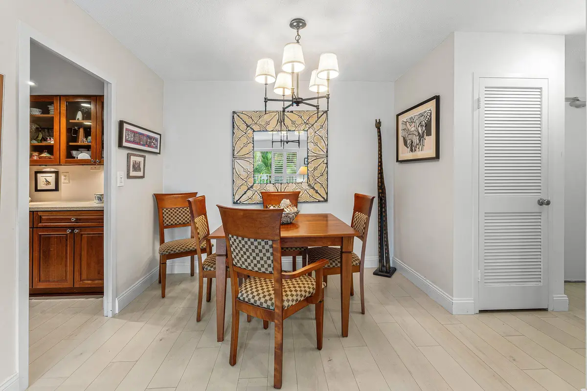 010 Dining space at 223 Atlantic Avenue 2B, Palm Beach