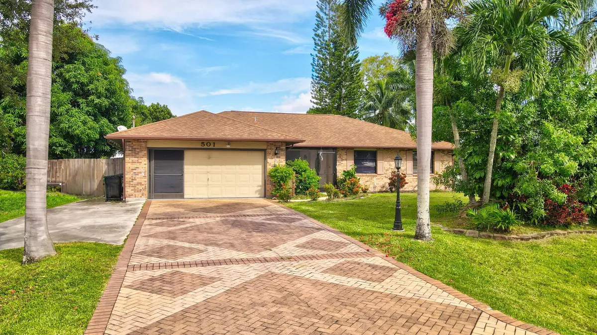 501 NW Colonial Front at 501 NW COLONIAL Street, Port St. Lucie
