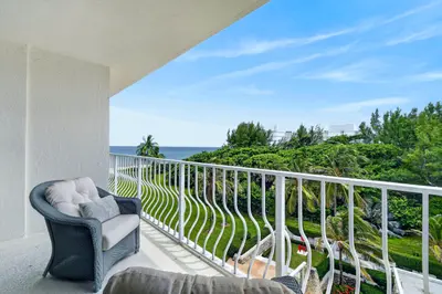 2774 S Ocean Boulevard 506, Palm Beach – Stock Cooperative for sale