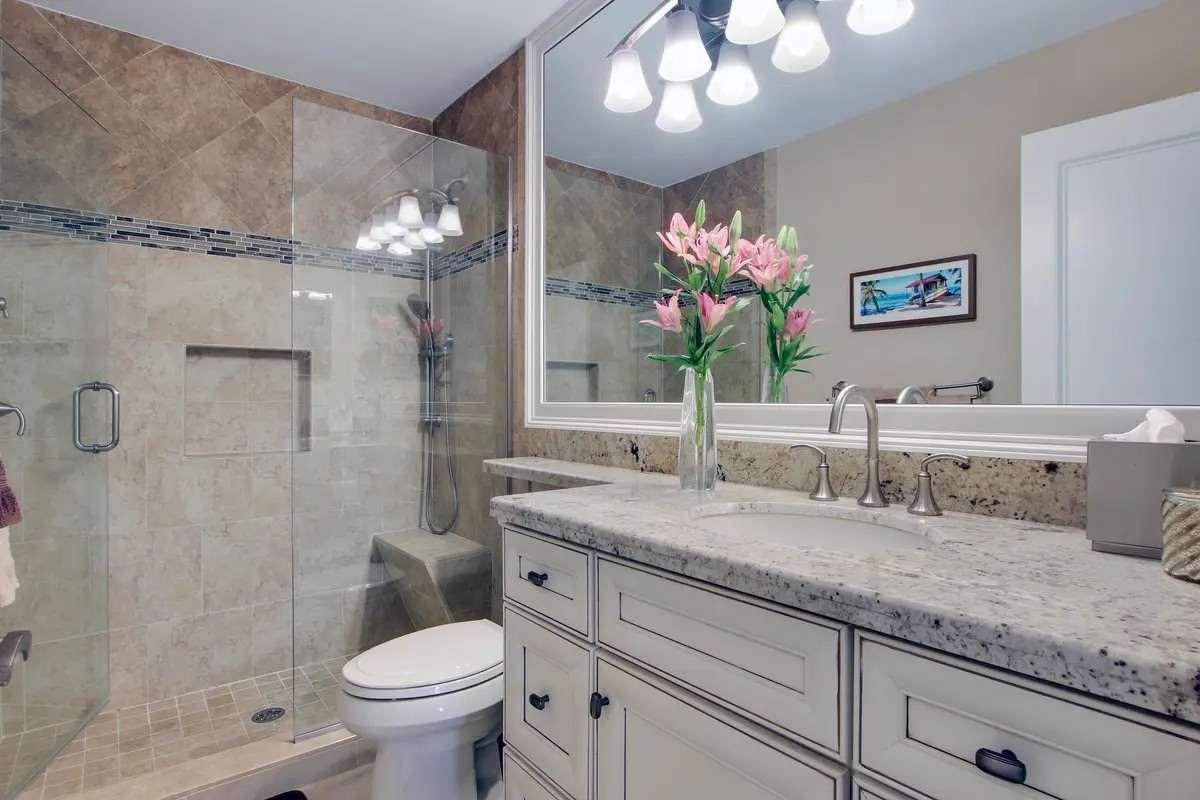 Walk-in Shower. at 820 Club Drive, Palm Beach Gardens