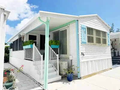 6 BRINY BREEZES Boulevard A, Briny Breezes – Mobile Home for sale