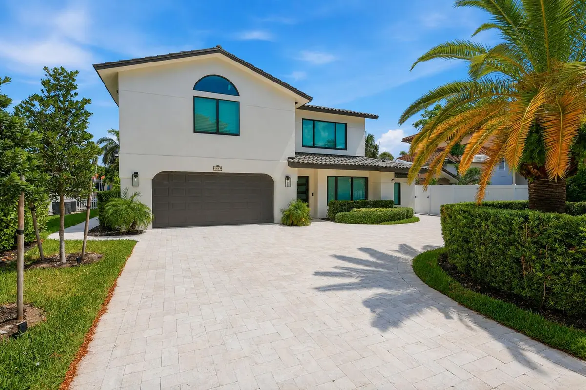 Pic 2 edit at 2447 SE 10th Street, Pompano Beach