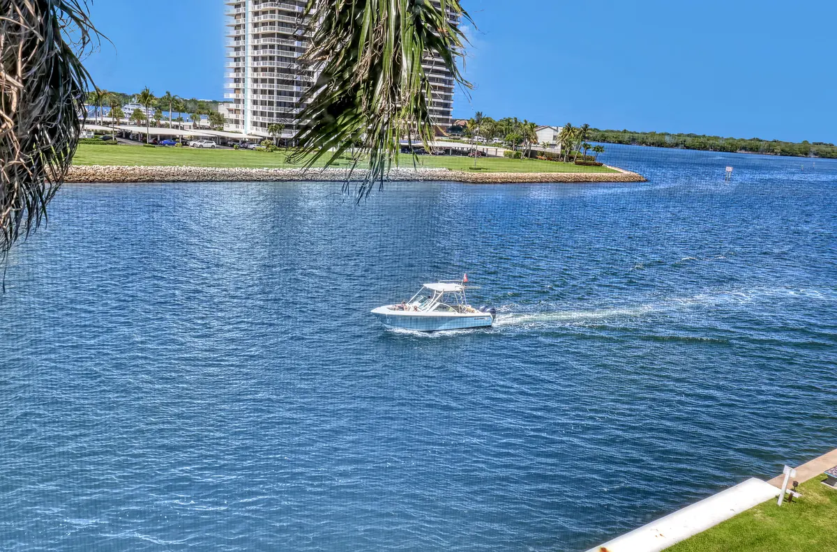 28 Yacht Club #409 (10) at 28 Yacht Club Drive 409, North Palm Beach