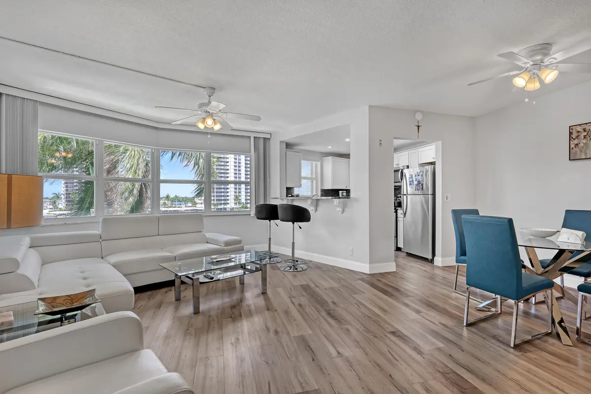 Open Kitchen at 28 Yacht Club Drive 409, North Palm Beach