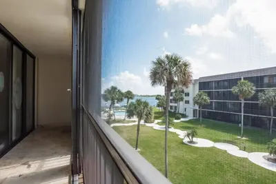 2424 N FEDERAL Highway 309, Boynton Beach – Condominium for rent