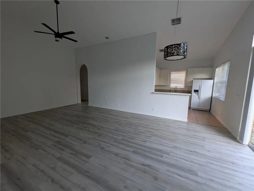 6a at 6243 ARLINGTON Way, Fort Pierce
