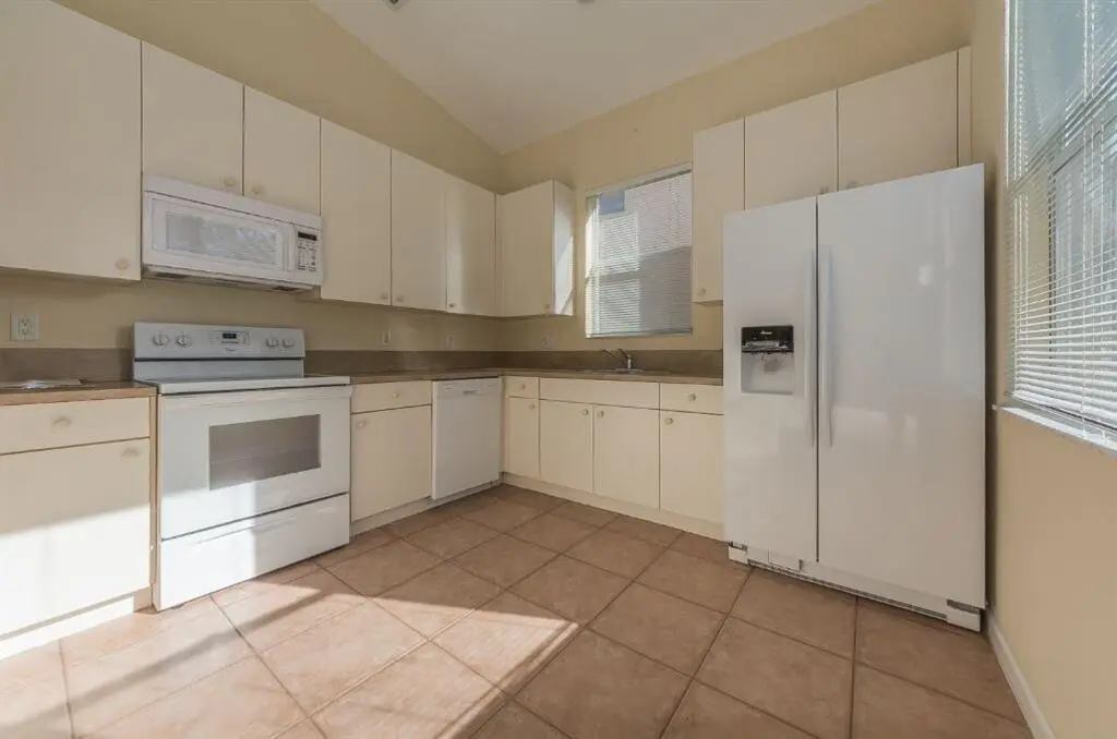 kitch2 at 6243 ARLINGTON Way, Fort Pierce