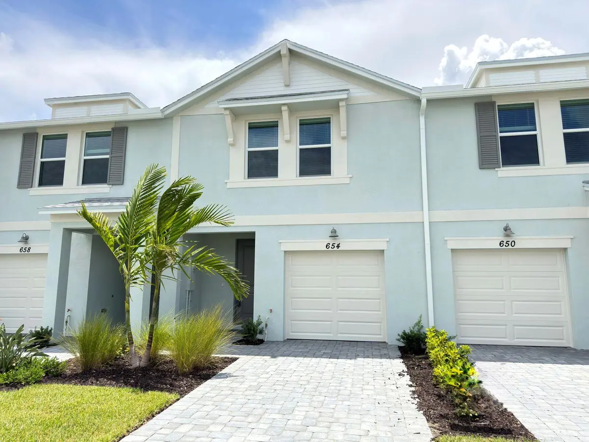 654 Salisbury Cir. (2) at 654 Salisbury Circle, Fort Pierce
