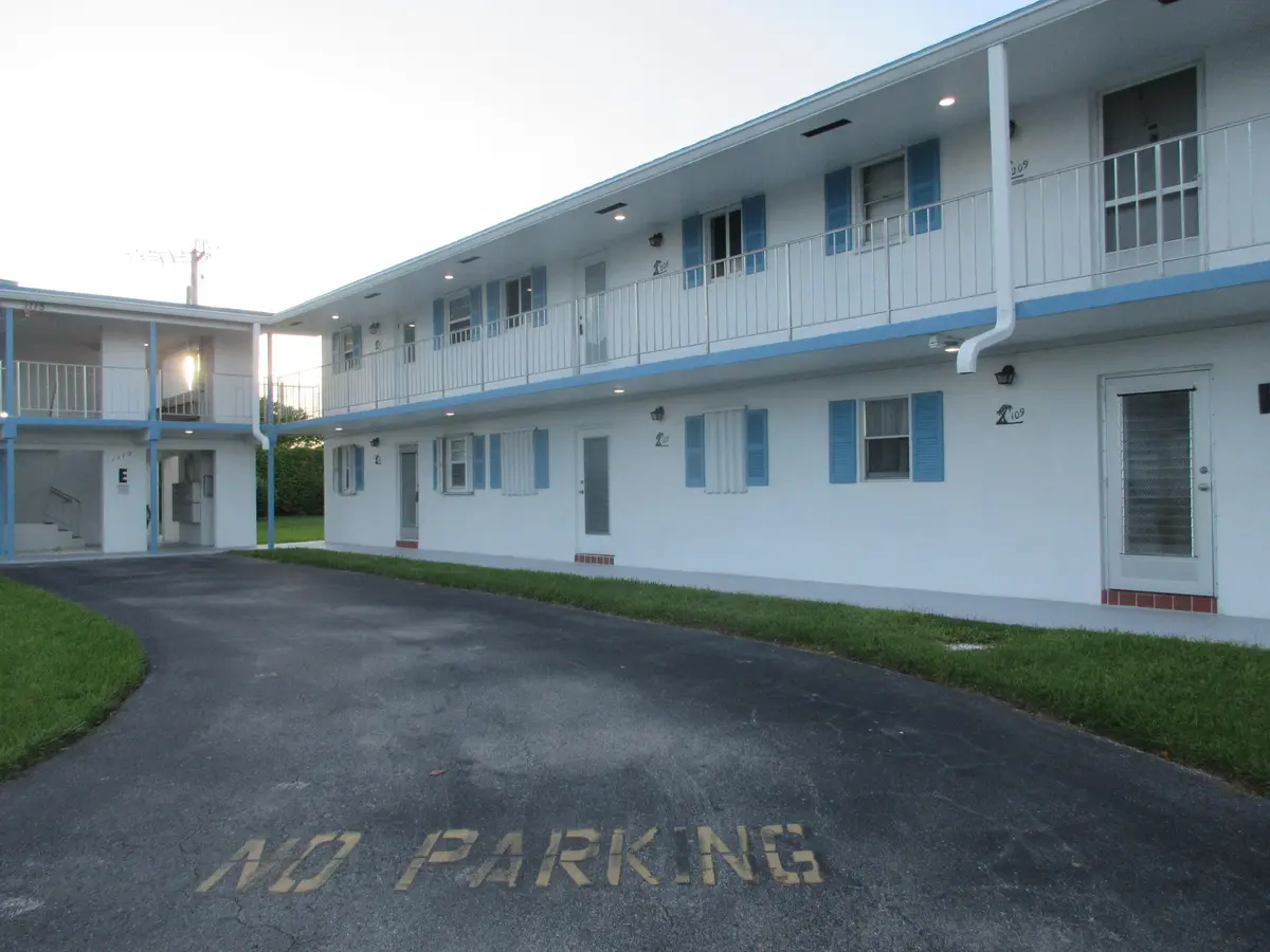 IMG_2548 at 1115 LAKE Terrace 107, Boynton Beach